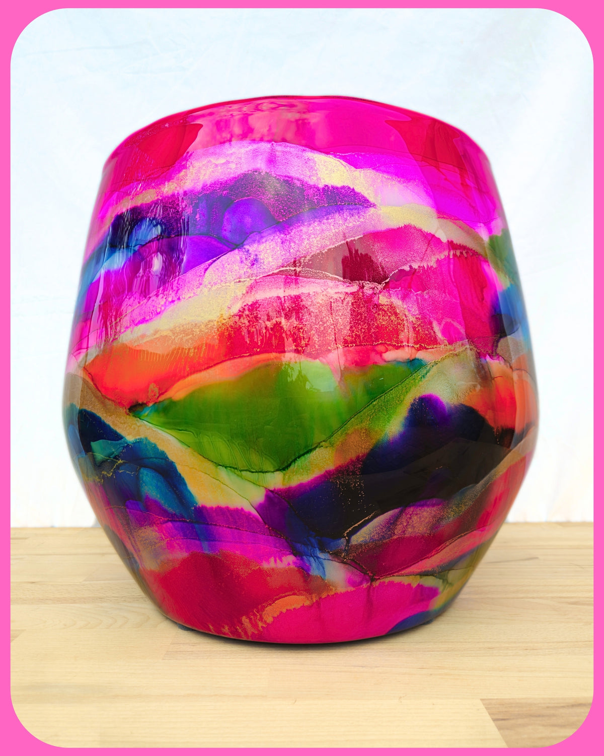 exquisite fibreglass 37cm x 42cm 'pink rainbow'