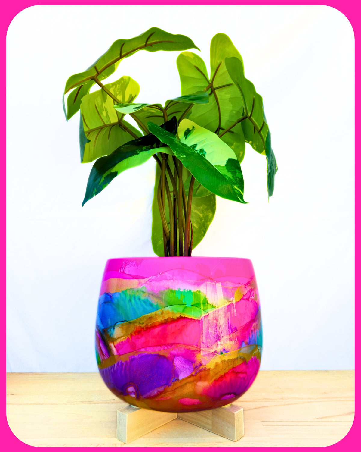 22cm x 17cm Ceramic Large Bulb Pink Supernova