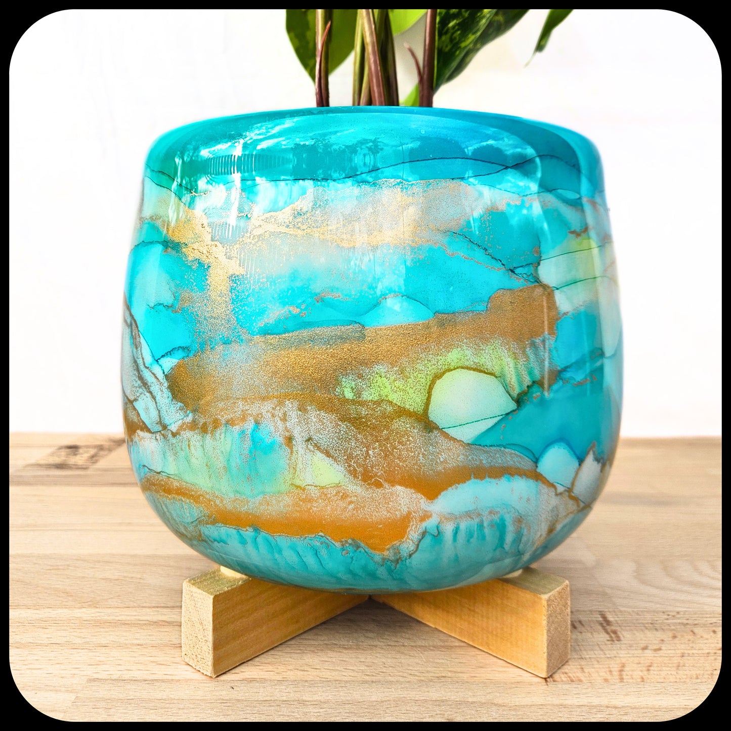 22cm x 17cm Ceramic Large Bulb 'Soft Teal/Yellow/Green/Blue'